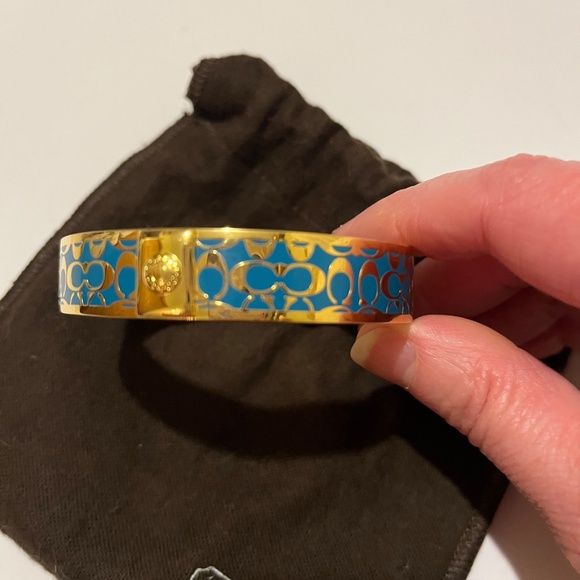Authentic Coach Gold & Blue Signature Kissing CC’s Bangle Bracelet Small - Picture 2 of 8